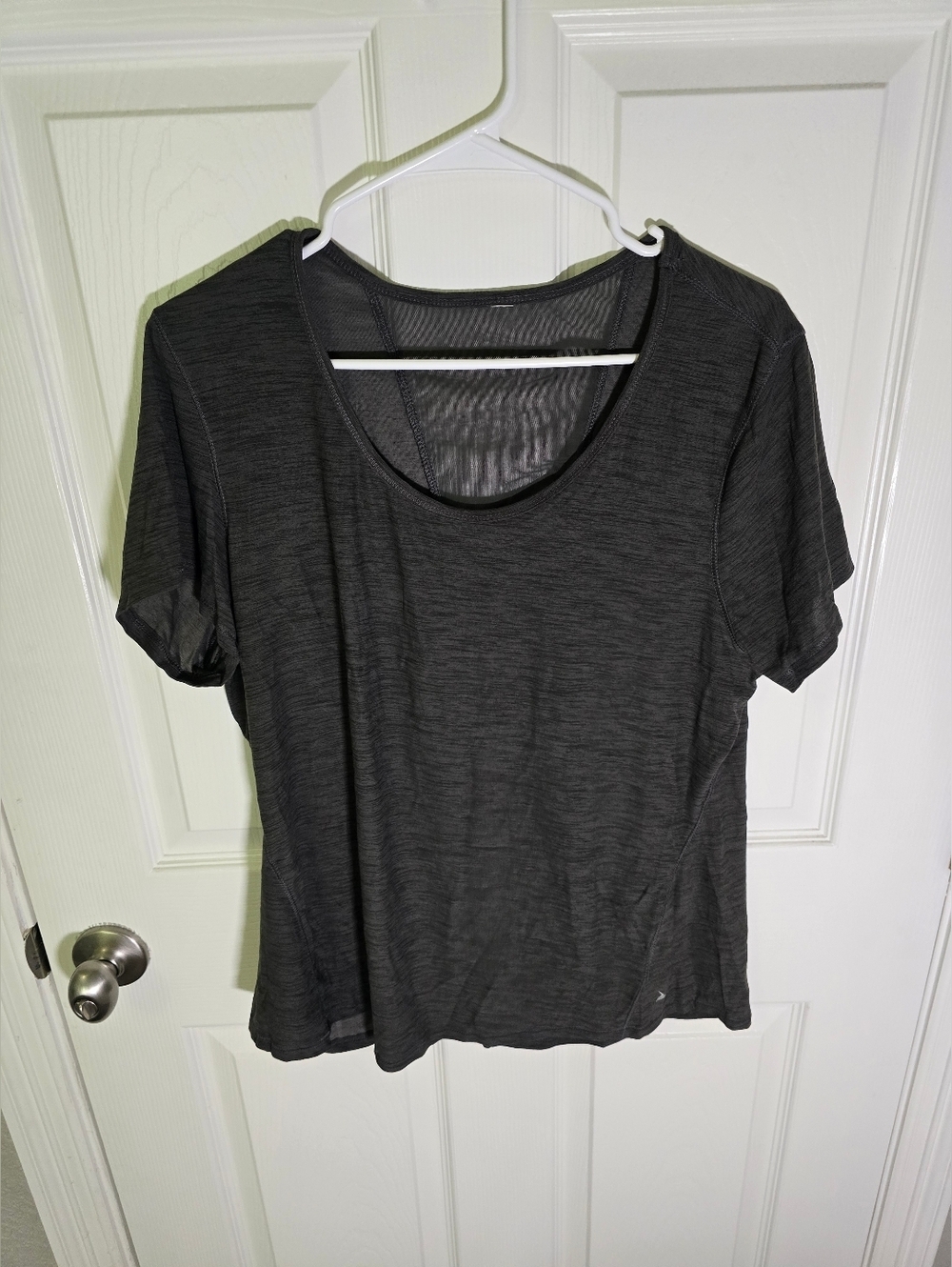 Old Navy Active Womens Sheer Back Cut Out Top XL